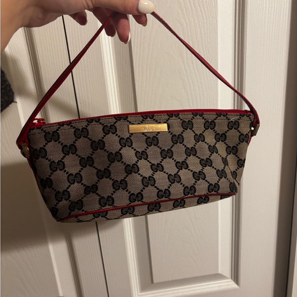 Authentic Vintage Gucci boat pochette